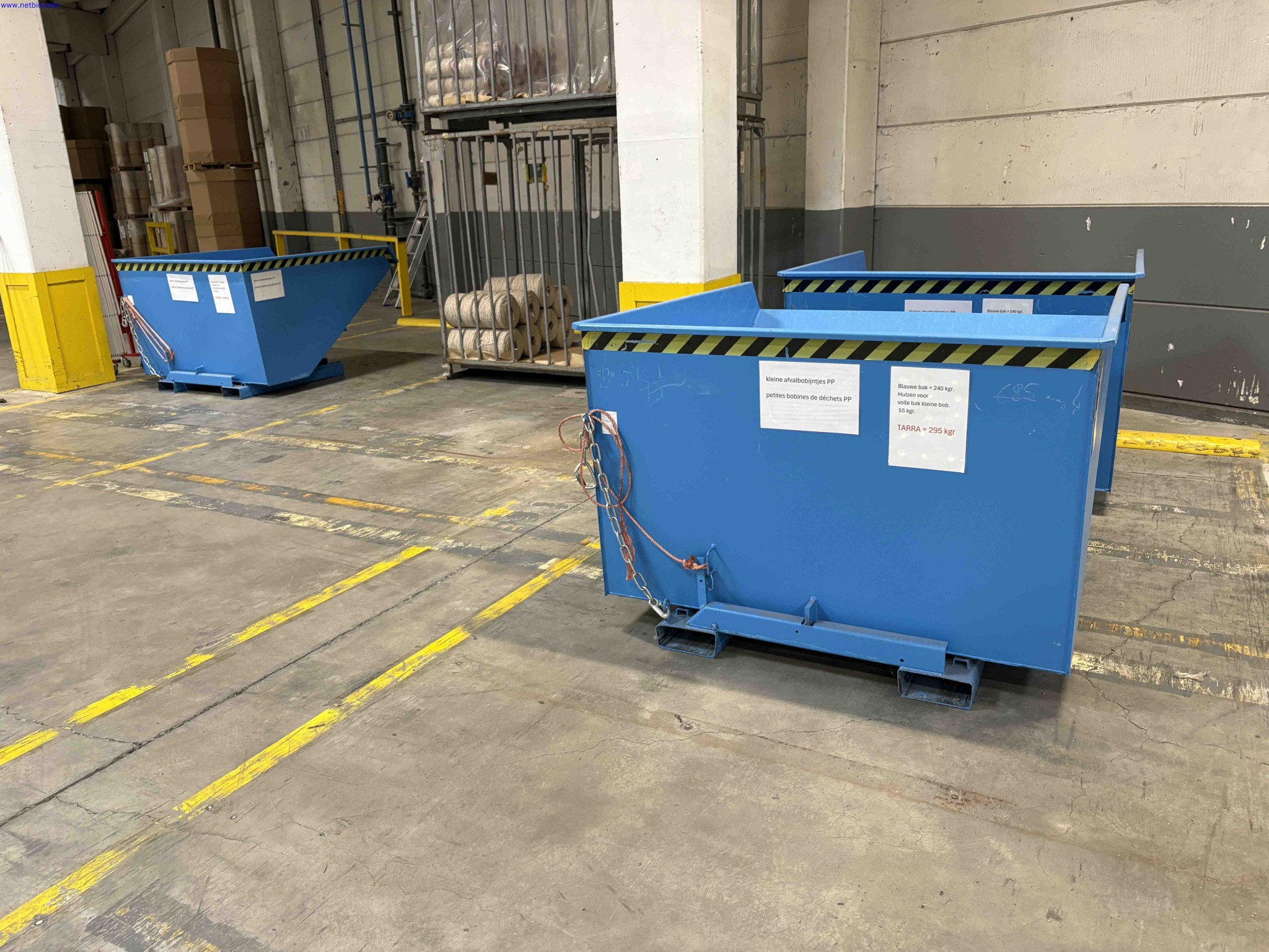 3 Fork-truck tipper skips Bauer EXPO 1700 – foto 9 – kavel bij NetBid, Sint Baafs Vijve