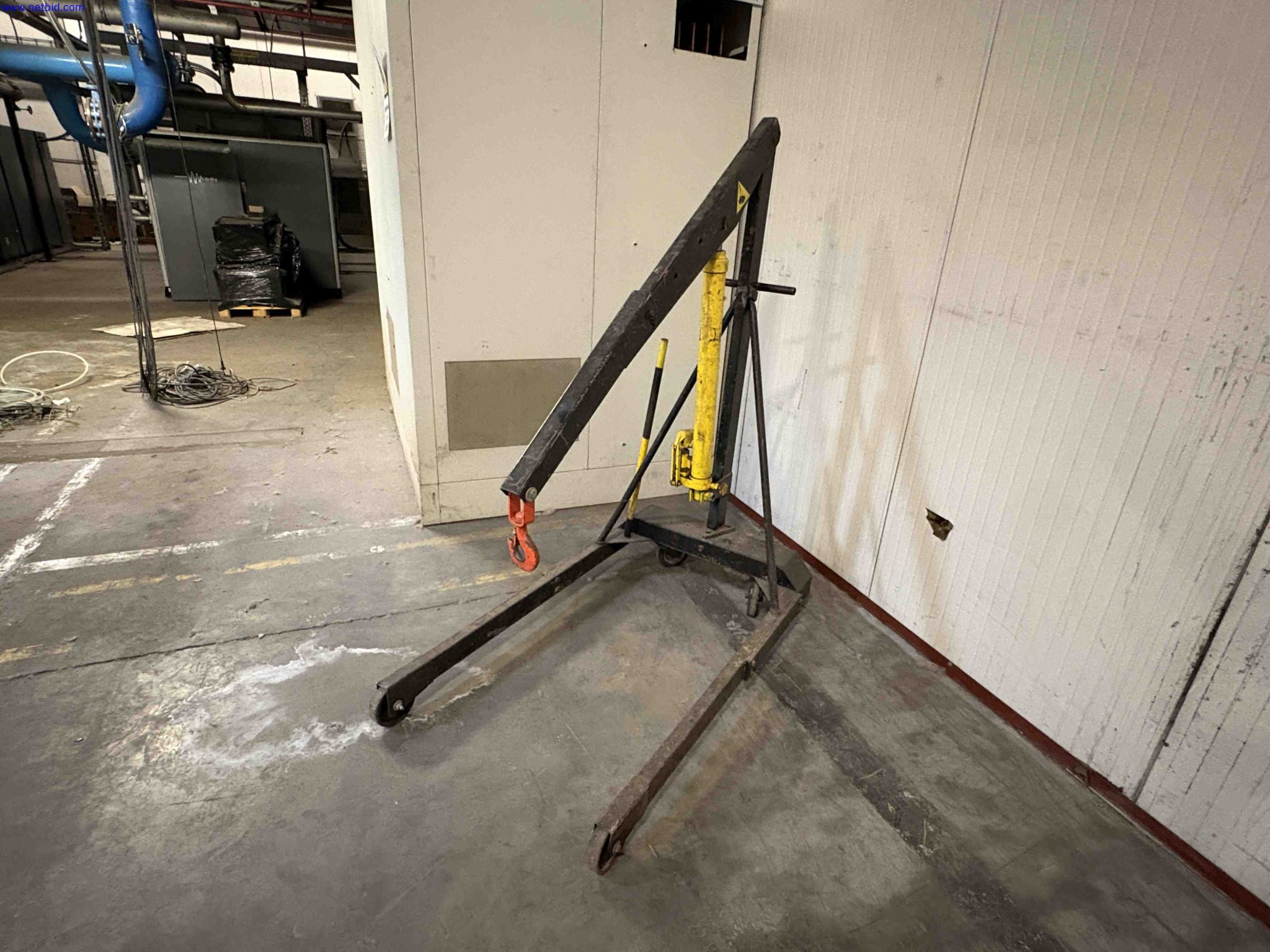 Hydraulic engine hoist Rema BTS – foto 2 – kavel bij NetBid, Sint Baafs Vijve
