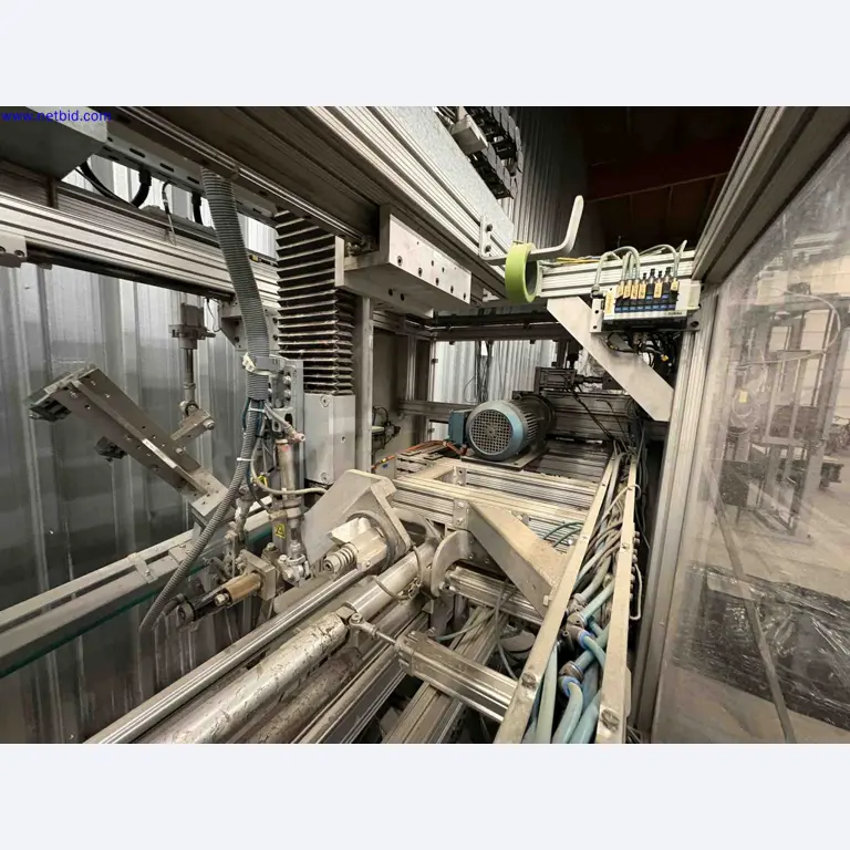Uzavření závodu společnosti Balta Industries (Belgie) – výrobní závody výrobce koberců-13