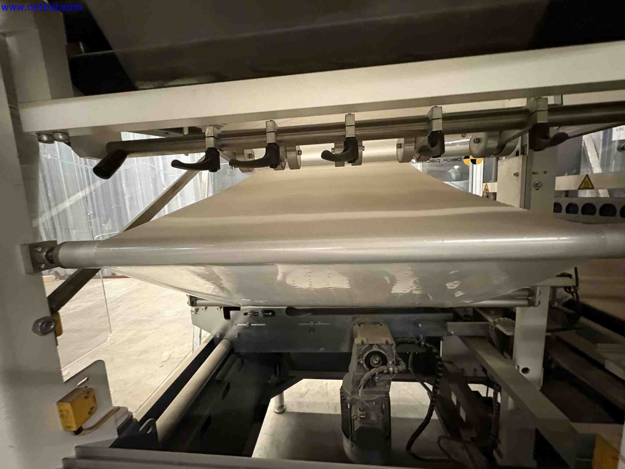 2 Packautomaten Film Packaging Line with Shrink Tunnel Beck – foto 9 – kavel bij NetBid, Sint Baafs Vijve