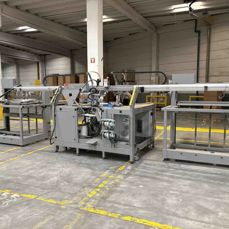 Systém pro šití lemu kobercu Van de Wiele TITAN 5540