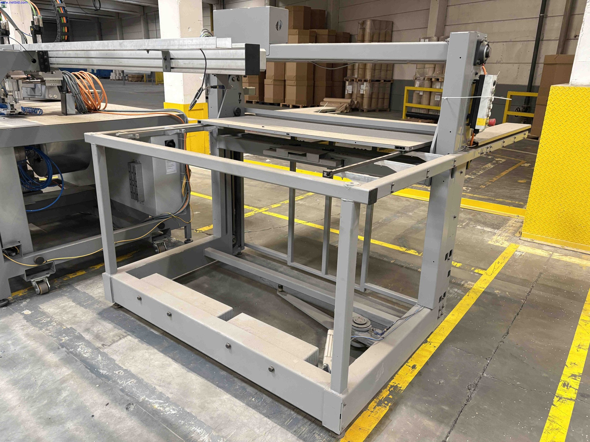 Carpet overedging sewing system Van de Wiele TITAN 5540 – foto 3 – kavel bij NetBid, Sint Baafs Vijve