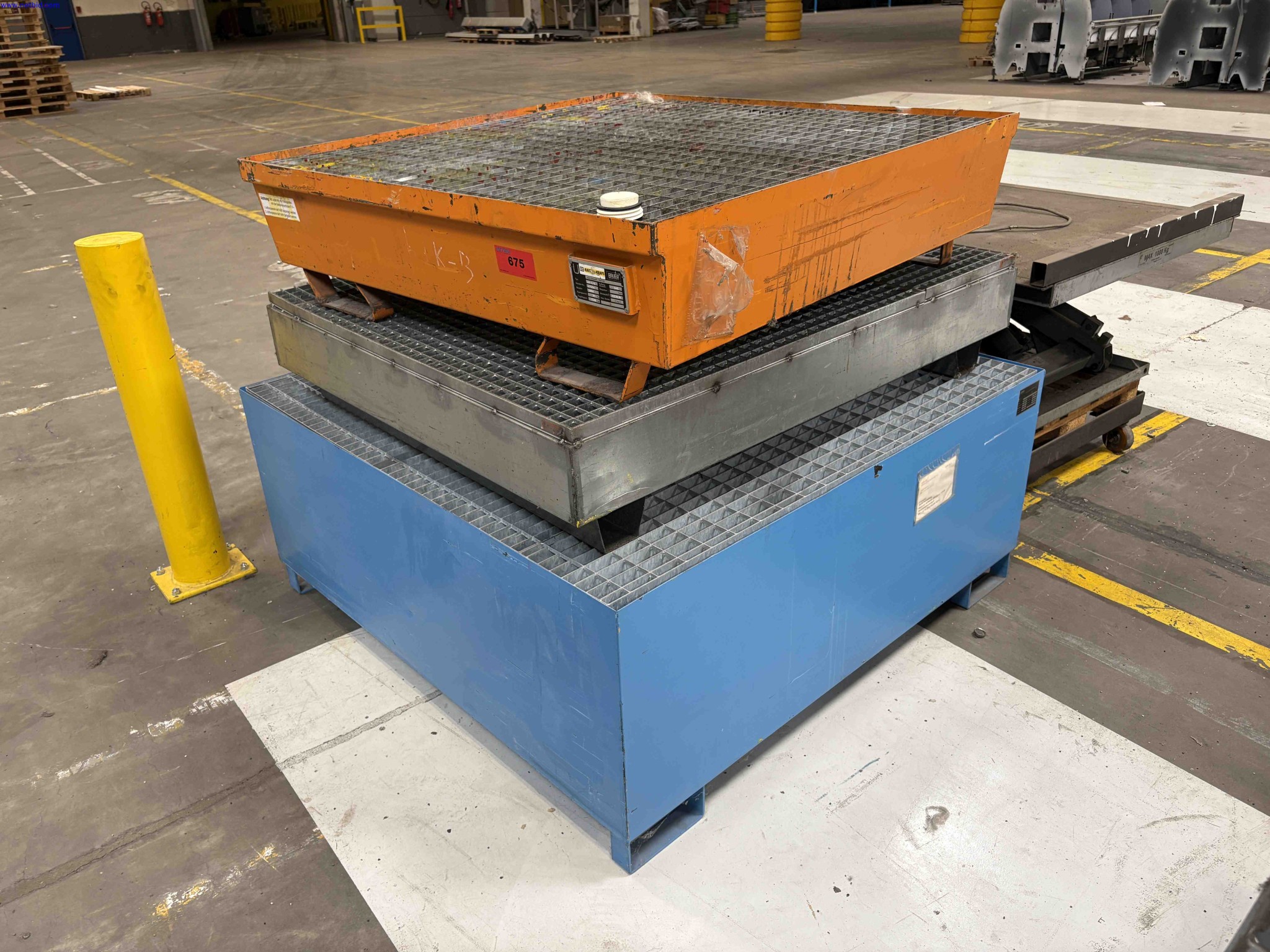 3 Bunded drum spill-containment pallets – foto 2 – kavel bij NetBid, Sint Baafs Vijve