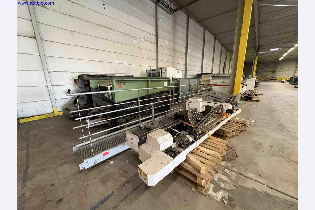 Uzavření závodu společnosti Balta Industries (Belgie) – výrobní závody výrobce koberců-24