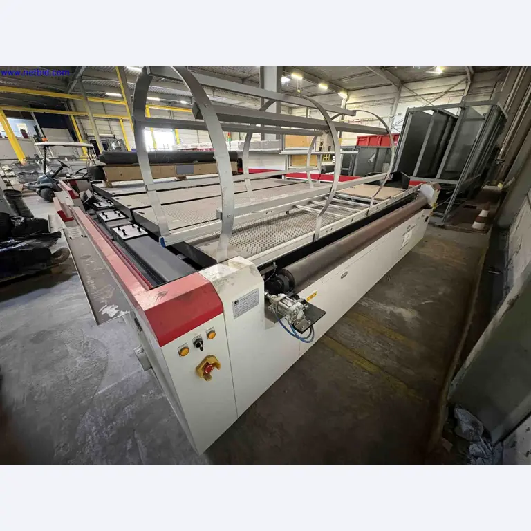 Uzavření závodu společnosti Balta Industries (Belgie) – výrobní závody výrobce koberců-7
