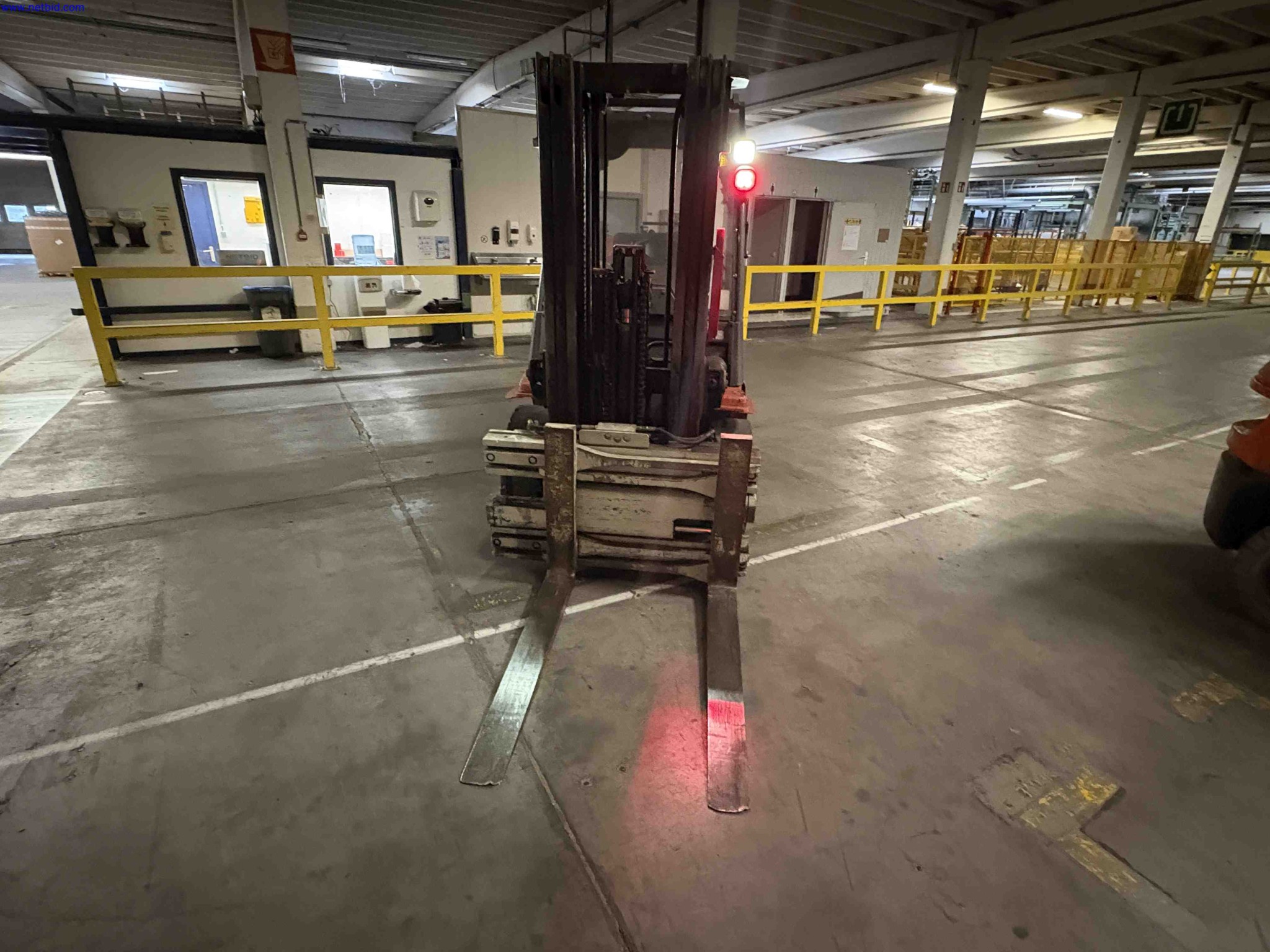 LPG counterbalance forklift truck Toyota 02-7FGF30 – foto 5 – kavel bij NetBid, Sint Baafs Vijve