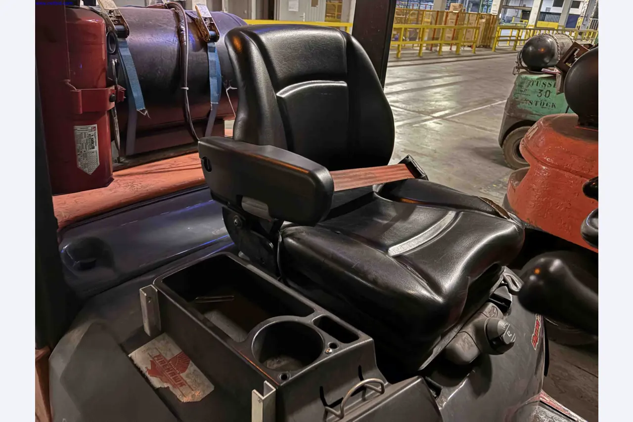 Uzavření závodu společnosti Balta Industries (Belgie) – výrobní závody výrobce koberců-11