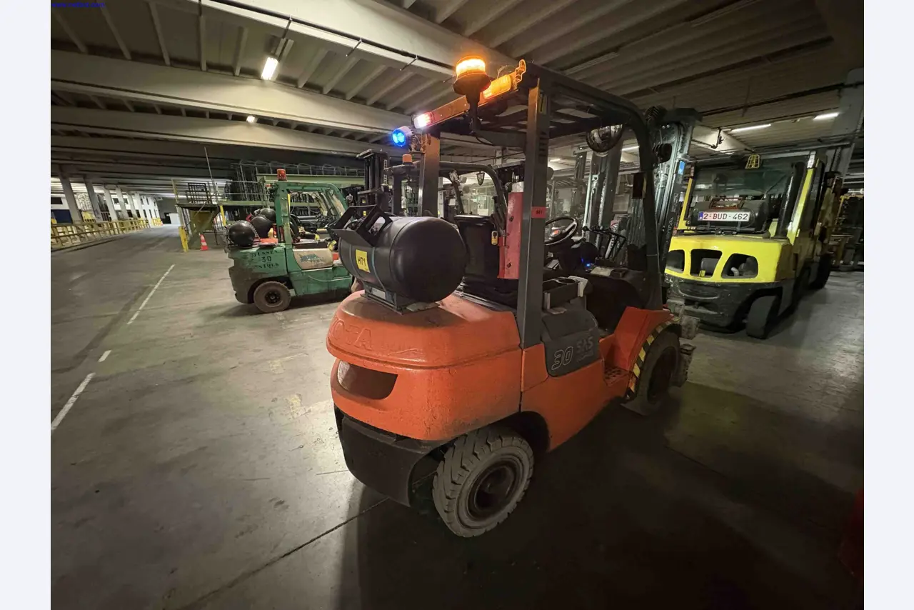 Uzavření závodu společnosti Balta Industries (Belgie) – výrobní závody výrobce koberců-4