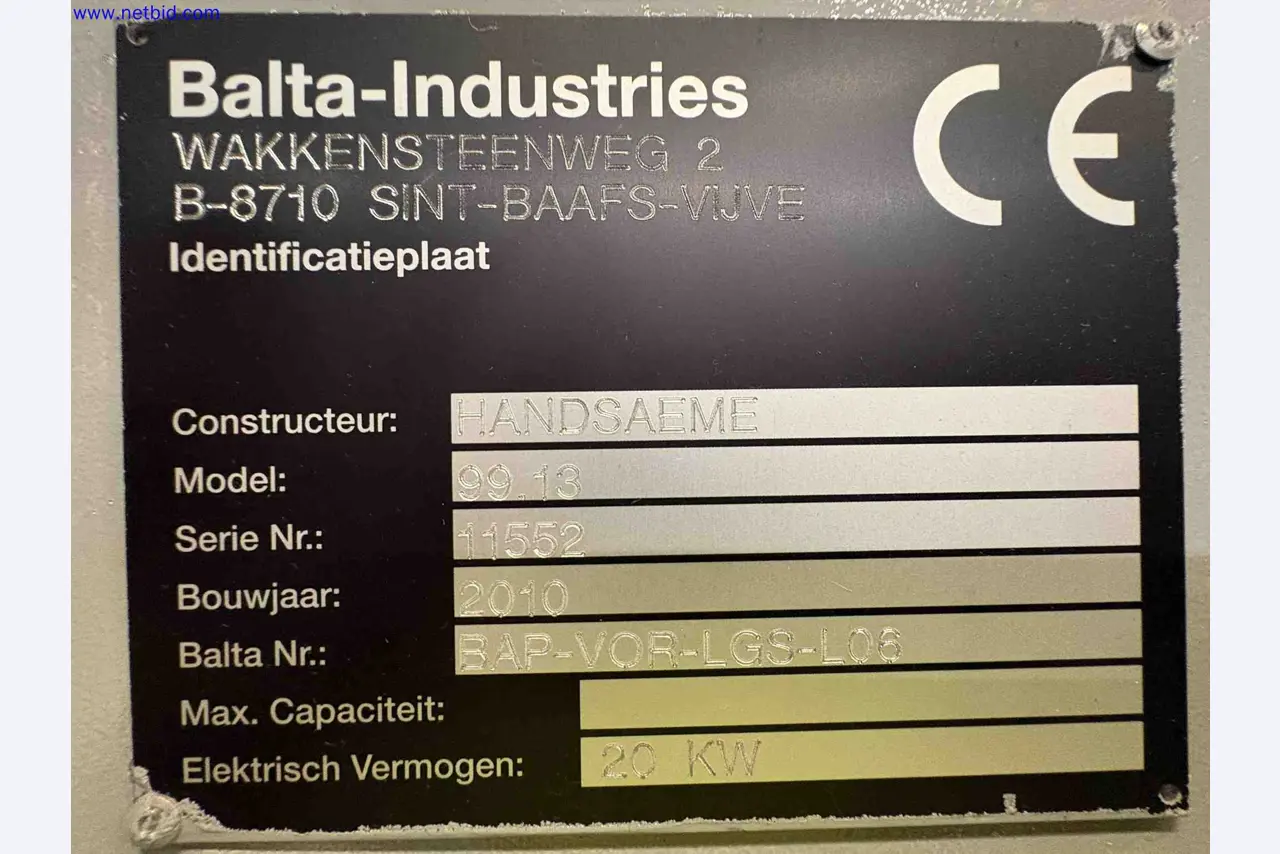 Uzavření závodu společnosti Balta Industries (Belgie) – výrobní závody výrobce koberců-15