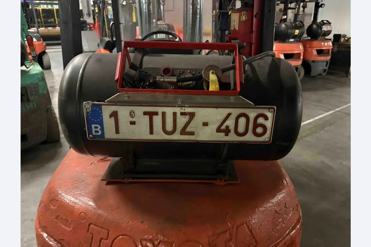 Uzavření závodu společnosti Balta Industries (Belgie) – výrobní závody výrobce koberců-16