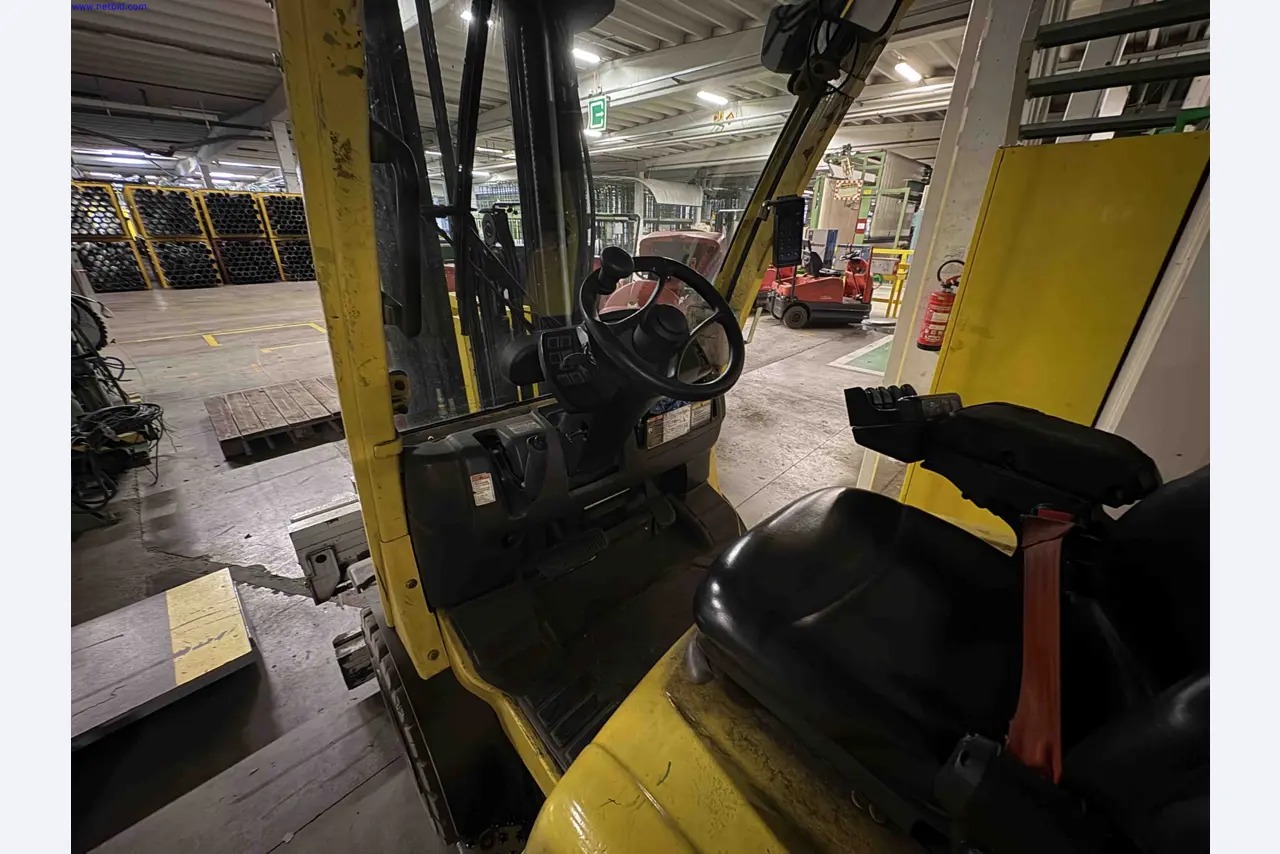 Uzavření závodu společnosti Balta Industries (Belgie) – výrobní závody výrobce koberců-11