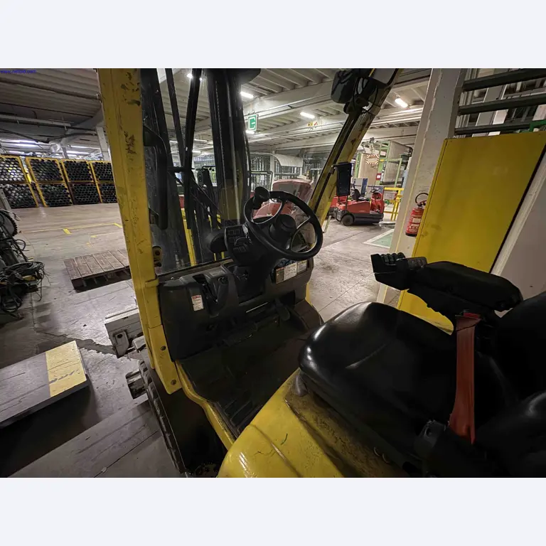Uzavření závodu společnosti Balta Industries (Belgie) – výrobní závody výrobce koberců-11