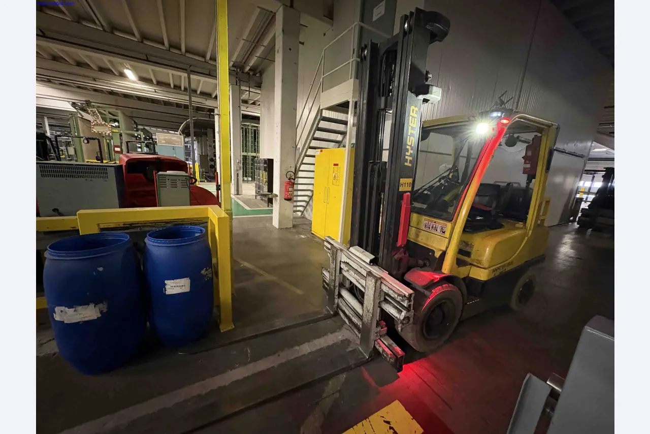 Uzavření závodu společnosti Balta Industries (Belgie) – výrobní závody výrobce koberců-1