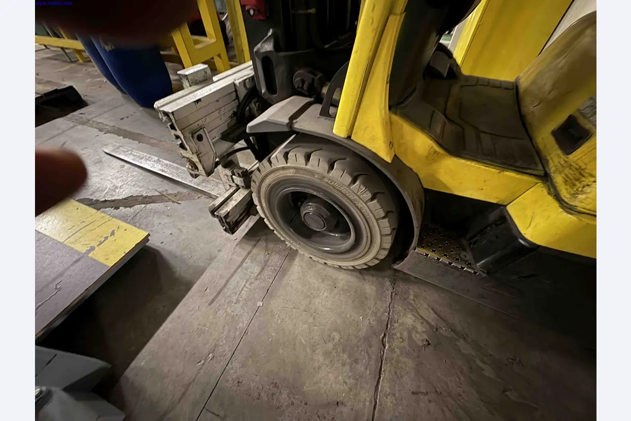 Uzavření závodu společnosti Balta Industries (Belgie) – výrobní závody výrobce koberců-5
