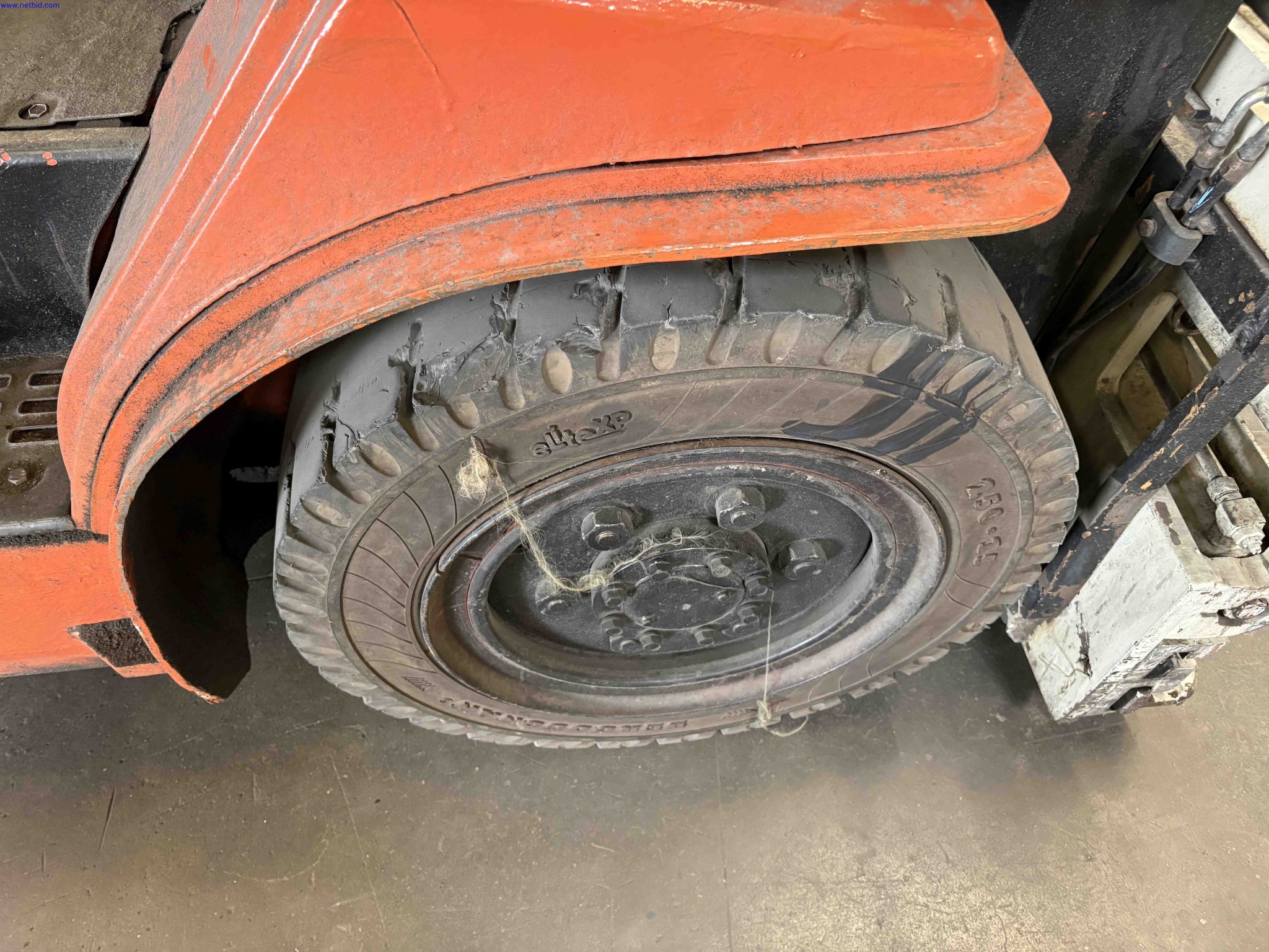 LPG counterbalance forklift truck Toyota 02-7FGF30 – foto 10 – kavel bij NetBid, Sint Baafs Vijve