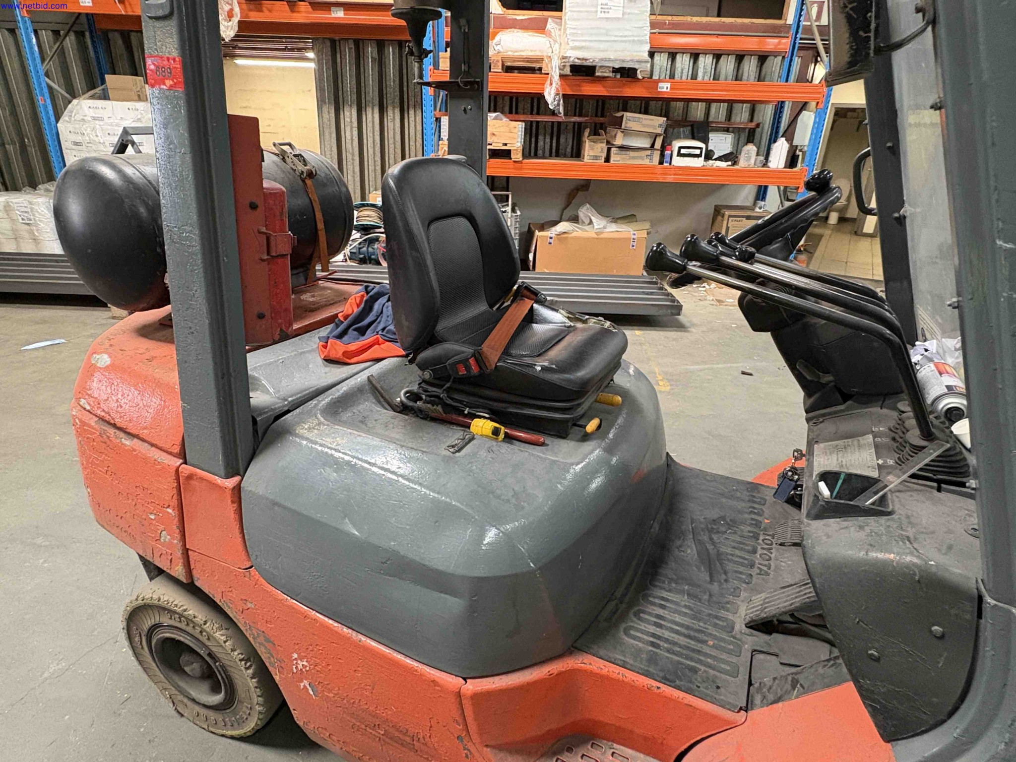 LPG counterbalance forklift truck Toyota 02-7FGF30 – foto 11 – kavel bij NetBid, Sint Baafs Vijve