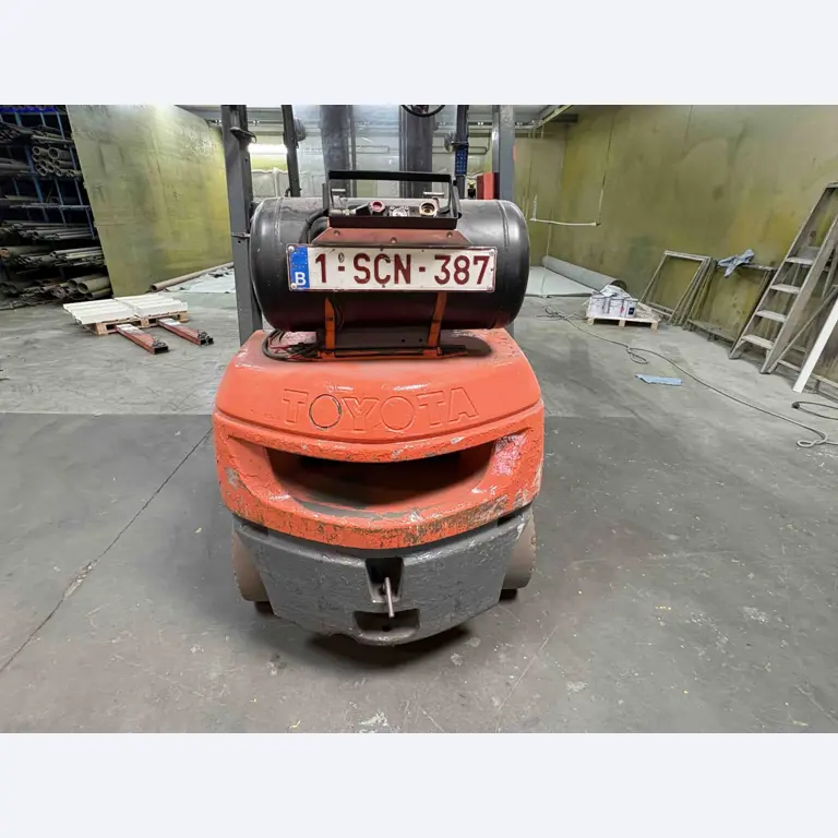 Uzavření závodu společnosti Balta Industries (Belgie) – výrobní závody výrobce koberců-17