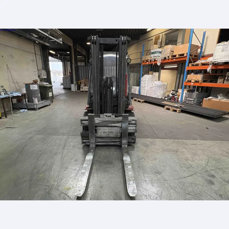 Uzavření závodu společnosti Balta Industries (Belgie) – výrobní závody výrobce koberců-5