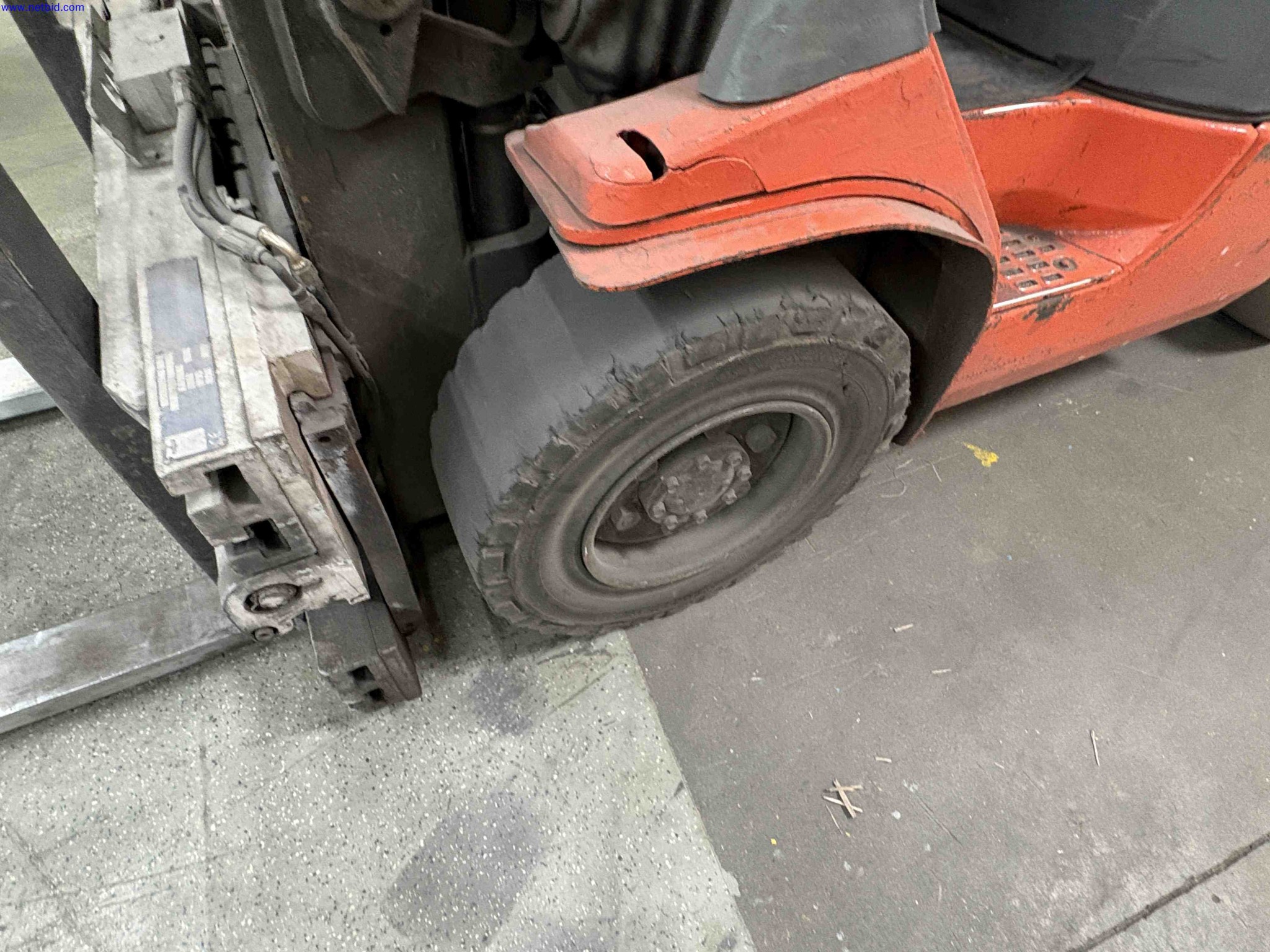 LPG counterbalance forklift truck Toyota 02-7FGF30 – foto 7 – kavel bij NetBid, Sint Baafs Vijve