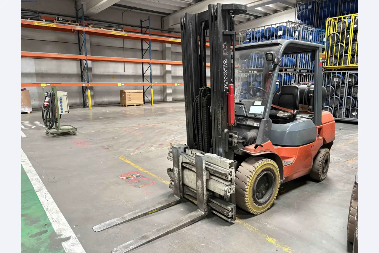 Uzavření závodu společnosti Balta Industries (Belgie) – výrobní závody výrobce koberců-2