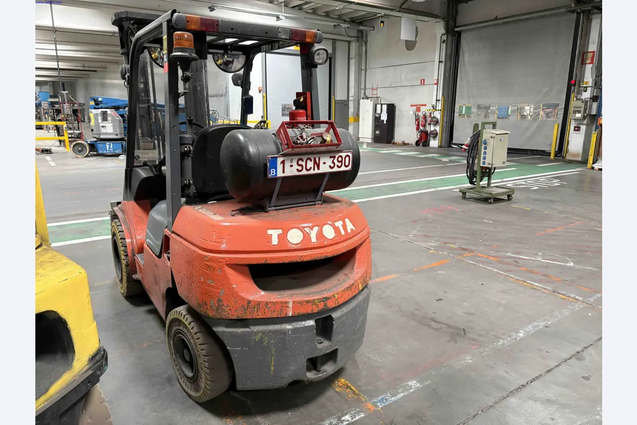 Uzavření závodu společnosti Balta Industries (Belgie) – výrobní závody výrobce koberců-3