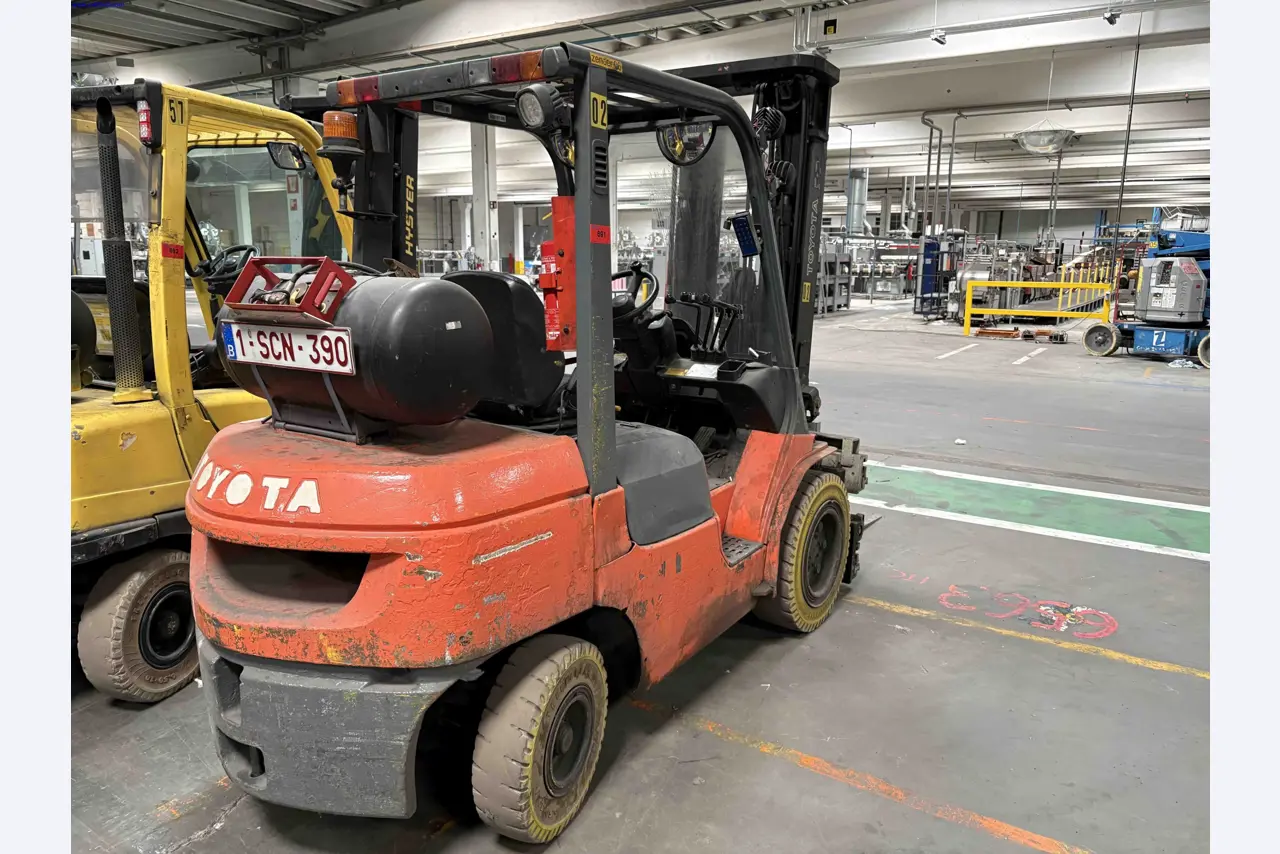 Uzavření závodu společnosti Balta Industries (Belgie) – výrobní závody výrobce koberců-4