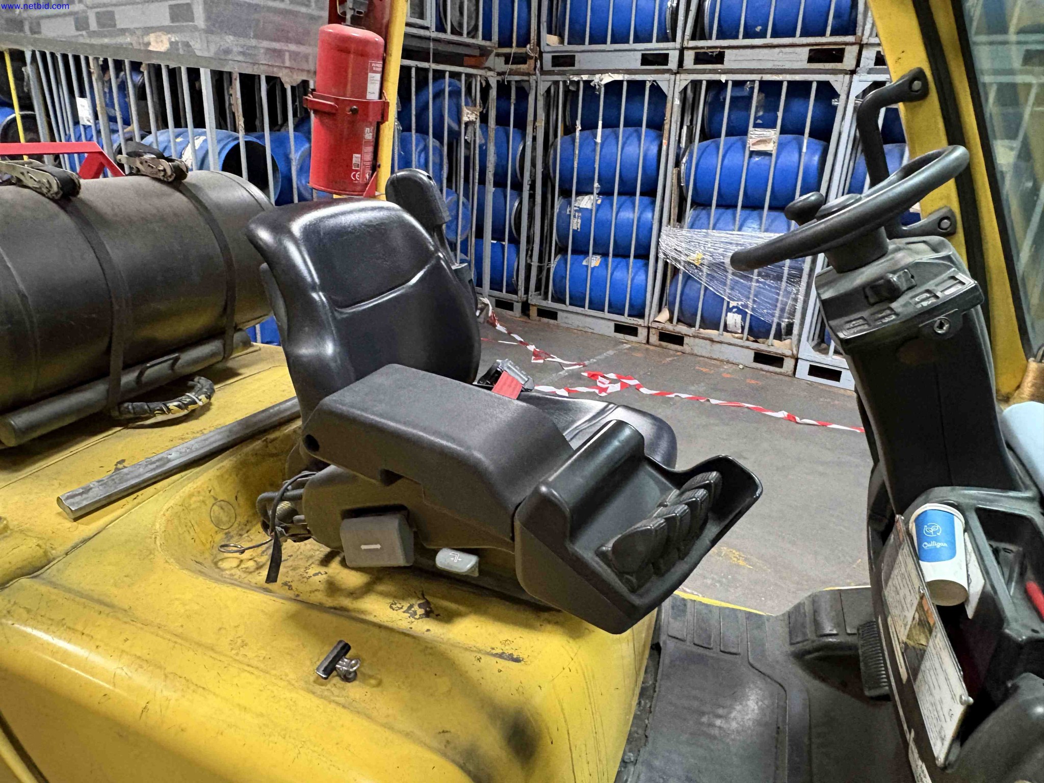 LPG counterbalance forklift truck Hyster H3.0FT – foto 11 – kavel bij NetBid, Sint Baafs Vijve