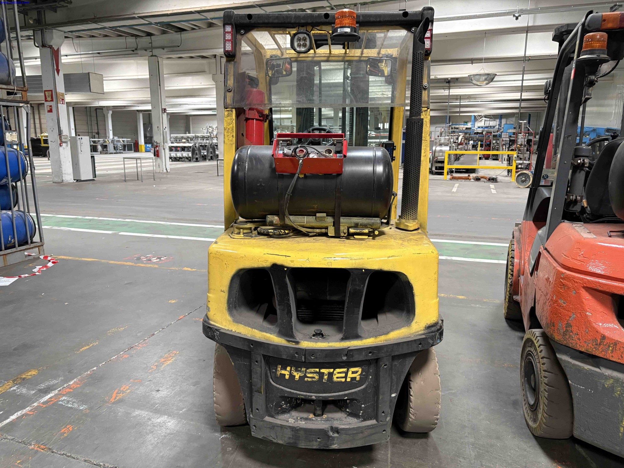 LPG counterbalance forklift truck Hyster H3.0FT – foto 17 – kavel bij NetBid, Sint Baafs Vijve