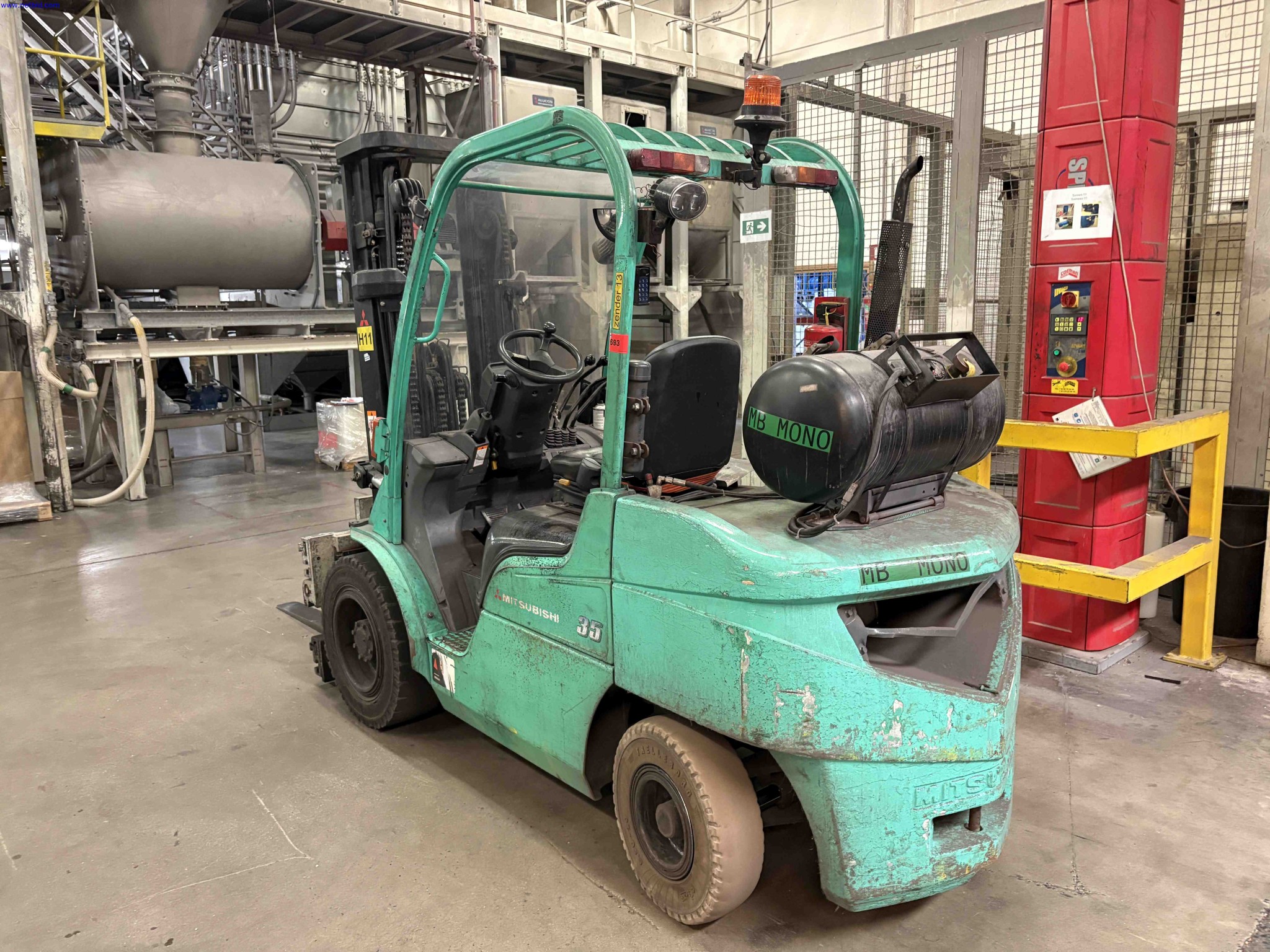LPG counterbalance forklift truck Mitsubishi FG35N – foto 2 – kavel bij NetBid, Sint Baafs Vijve
