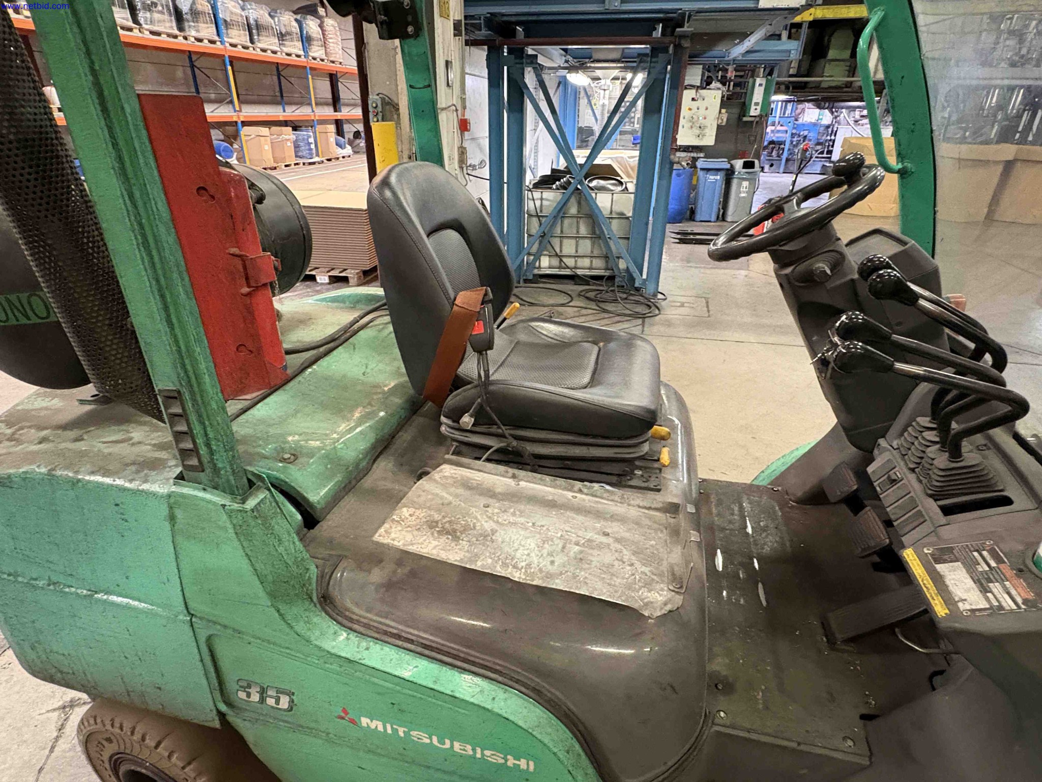 LPG counterbalance forklift truck Mitsubishi FG35N – foto 6 – kavel bij NetBid, Sint Baafs Vijve