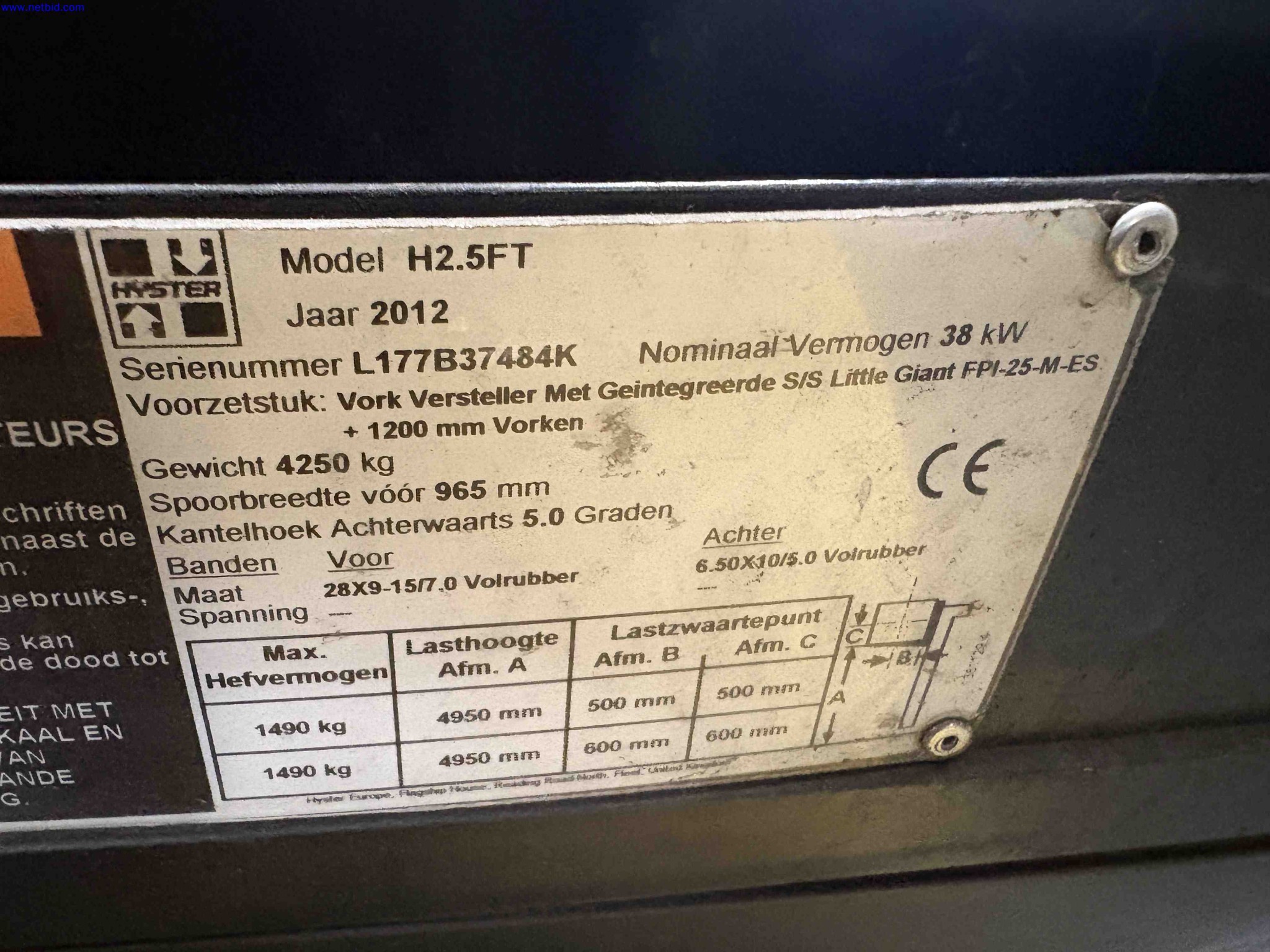 LPG counterbalance forklift truck Hyster H2.5FT – foto 15 – kavel bij NetBid, Sint Baafs Vijve