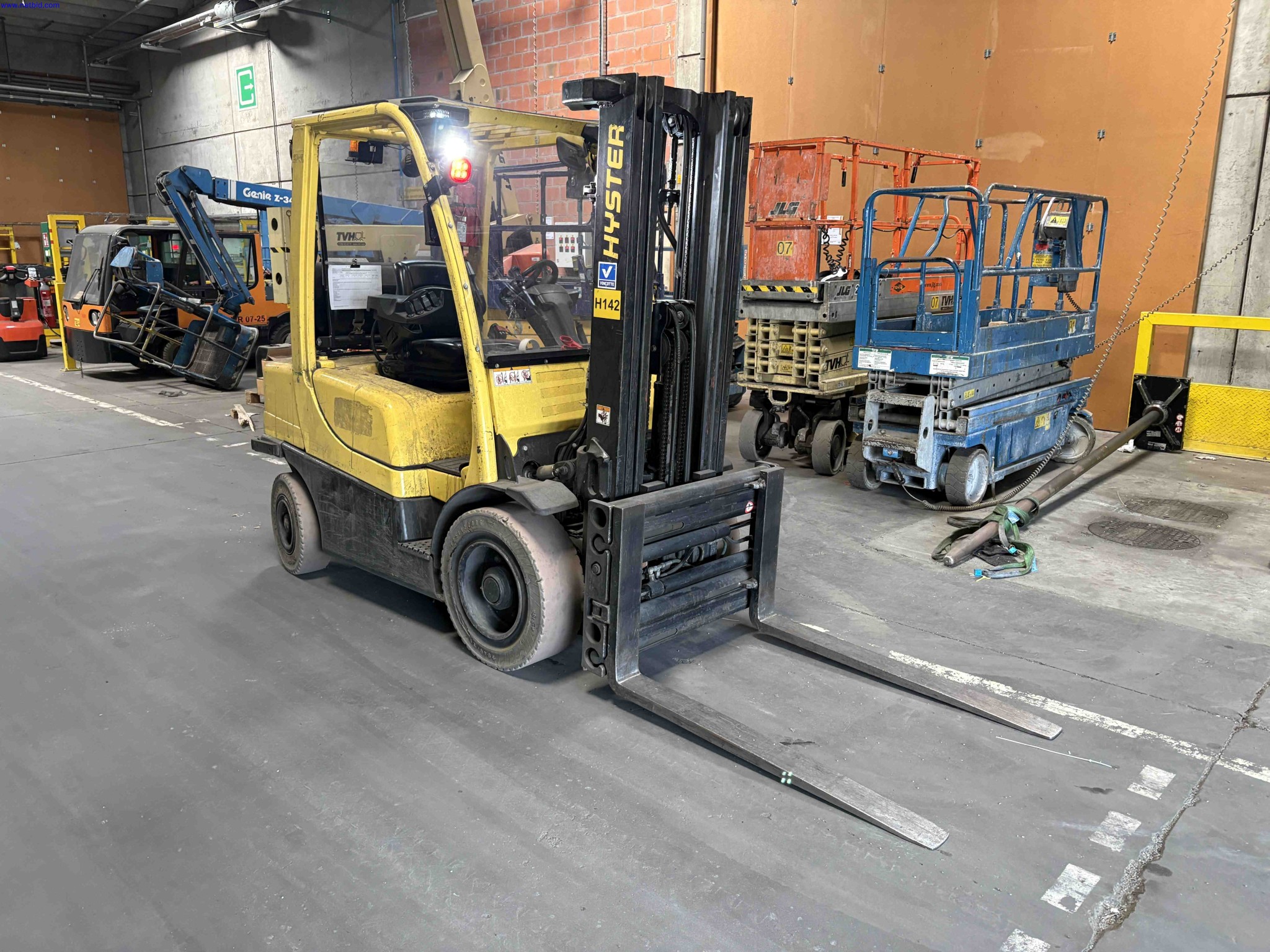 LPG counterbalance forklift truck Hyster H2.5FT – foto 2 – kavel bij NetBid, Sint Baafs Vijve