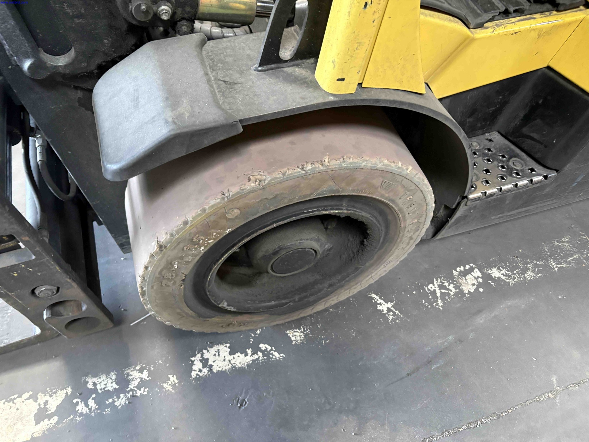 LPG counterbalance forklift truck Hyster H2.5FT – foto 7 – kavel bij NetBid, Sint Baafs Vijve