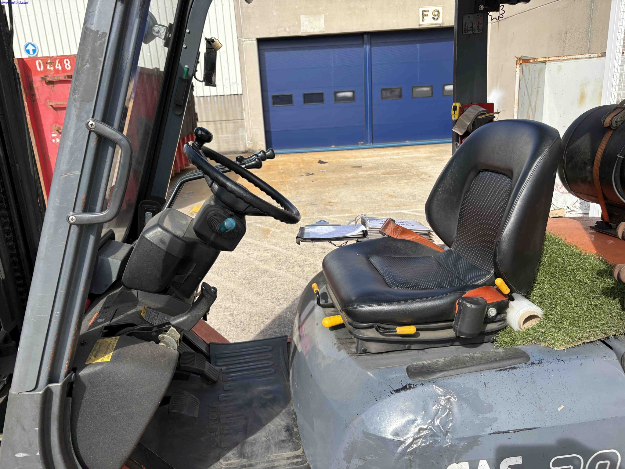 LPG counterbalance forklift truck Toyota 02-7FGF30 – foto 10 – kavel bij NetBid, Sint Baafs Vijve