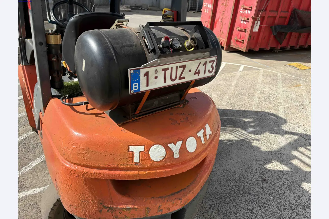 Uzavření závodu společnosti Balta Industries (Belgie) – výrobní závody výrobce koberců-17