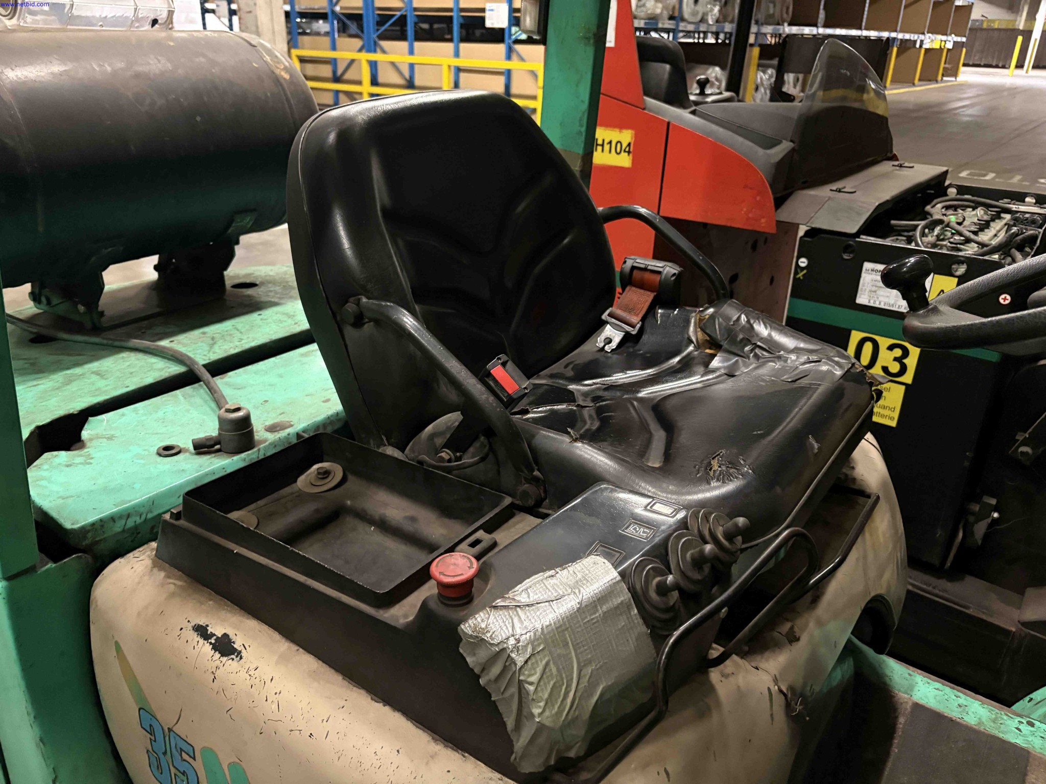 3 LPG Counterbalance Forklift Trucks Mitsubishi – foto 8 – kavel bij NetBid, Sint Baafs Vijve