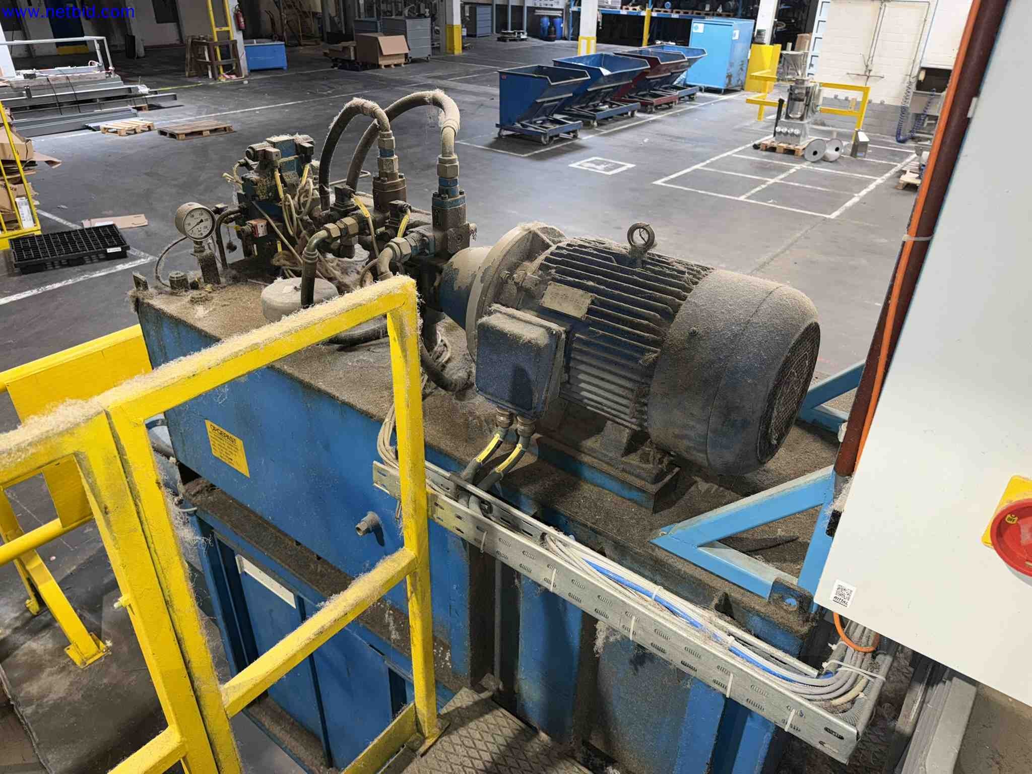 Plant closure at Balta Industries (Belgium) - production facilities of a carpet manufacturer-3