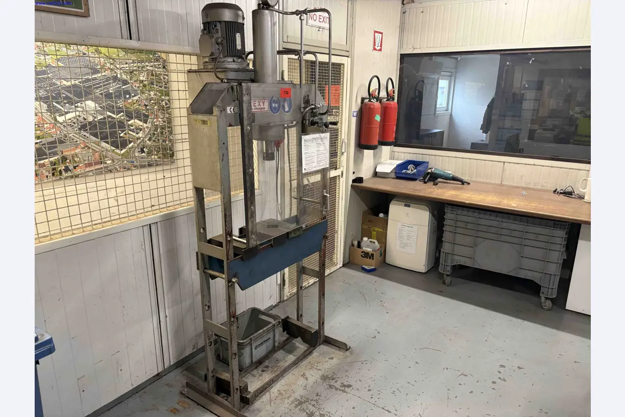 Plant closure at Balta Industries (Belgium) - production facilities of a carpet manufacturer-1
