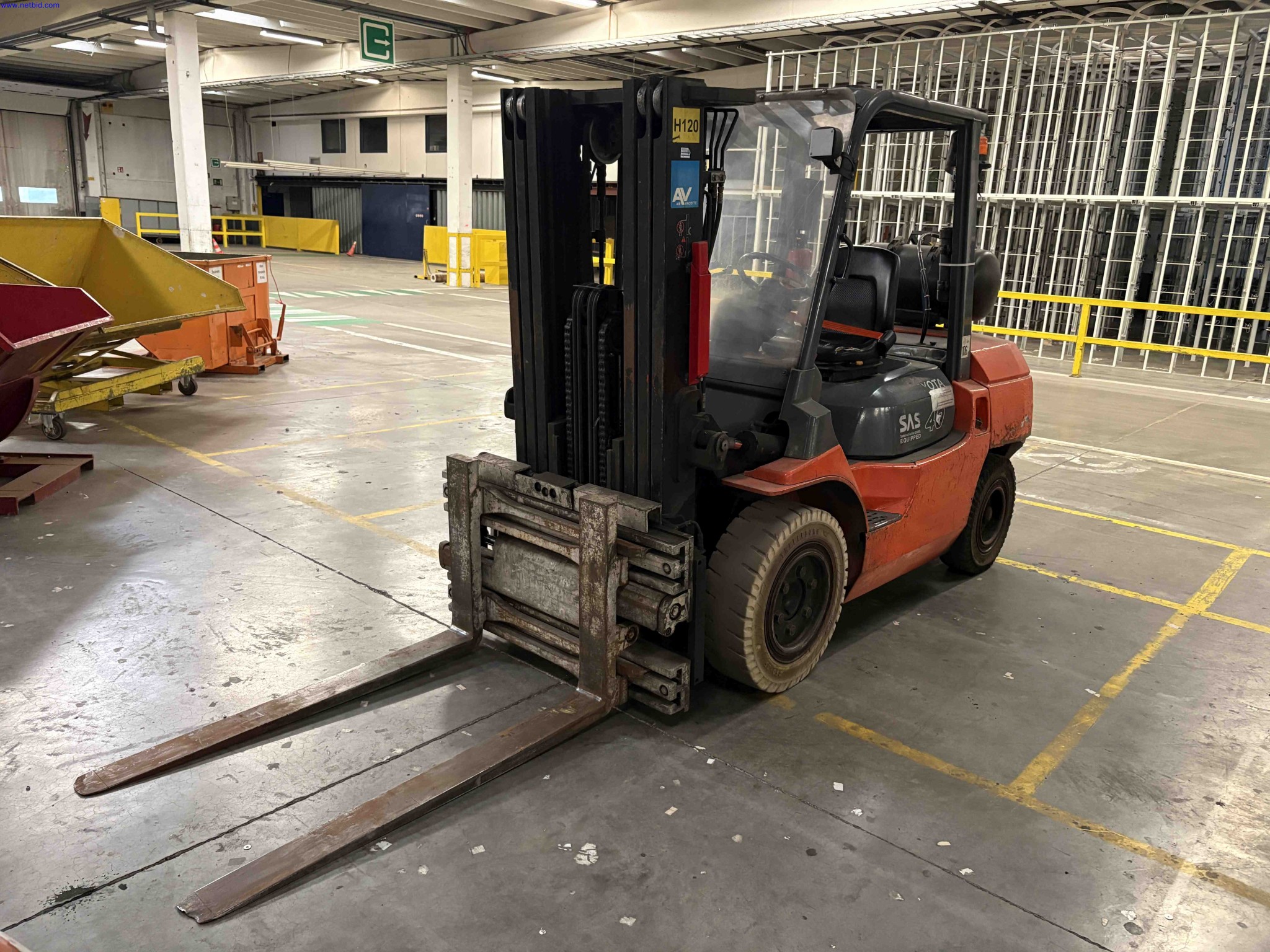 Counterbalance Fork Lift Truck Toyota 02-7FG35 – foto 2 – kavel bij NetBid, Sint Baafs Vijve