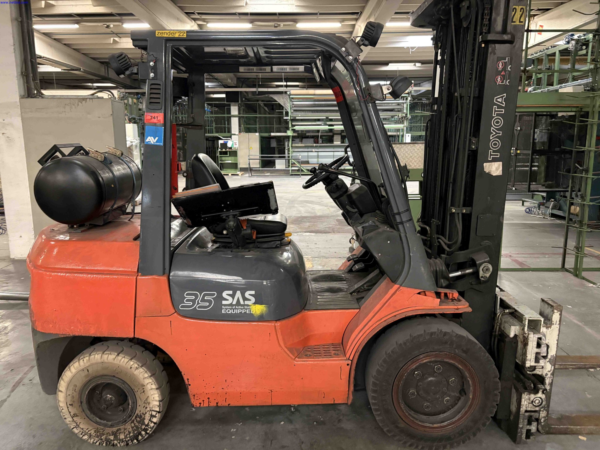 Counterbalance Fork Lift Truck Toyota 02-7FGJF35 – foto 10 – kavel bij NetBid, Sint Baafs Vijve
