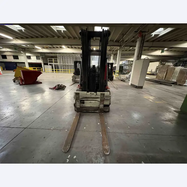 Uzavření závodu společnosti Balta Industries (Belgie) – výrobní závody výrobce koberců-5