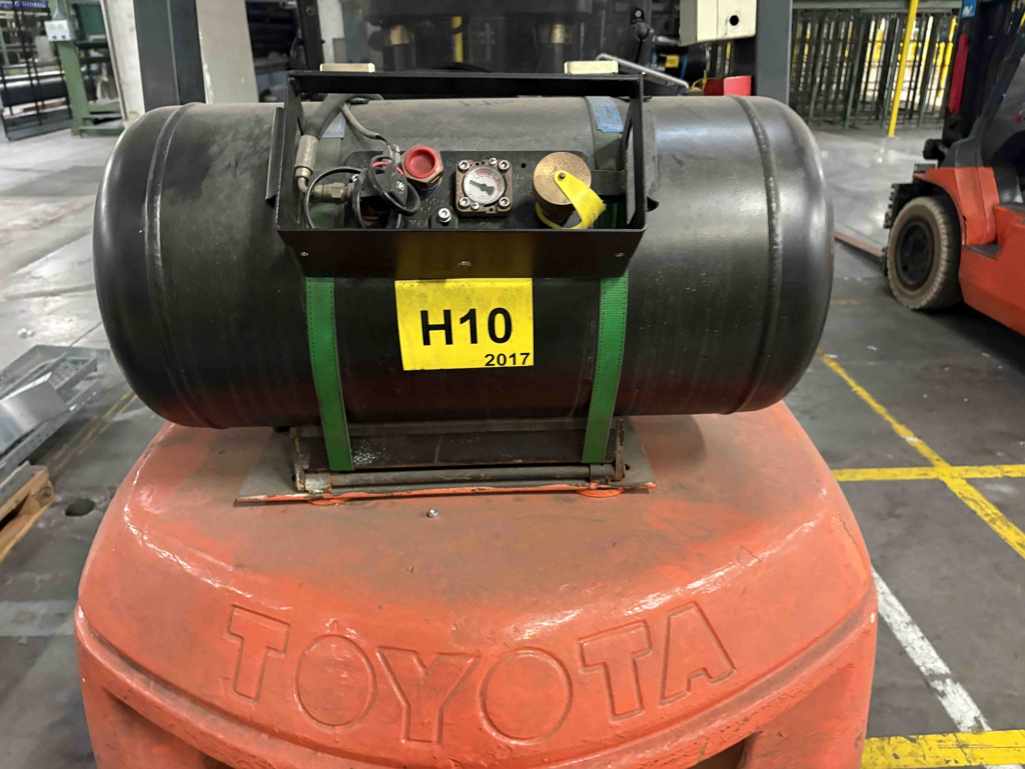 Counterbalance Fork Lift Truck Toyota 7FGJF35 – foto 16 – kavel bij NetBid, Sint Baafs Vijve