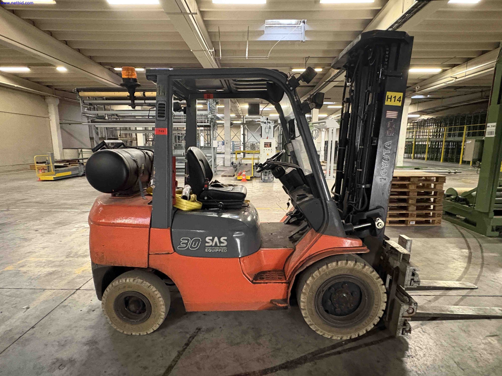 Counterbalance Fork Lift Truck Toyota 02-7FGF30 – foto 10 – kavel bij NetBid, Sint Baafs Vijve