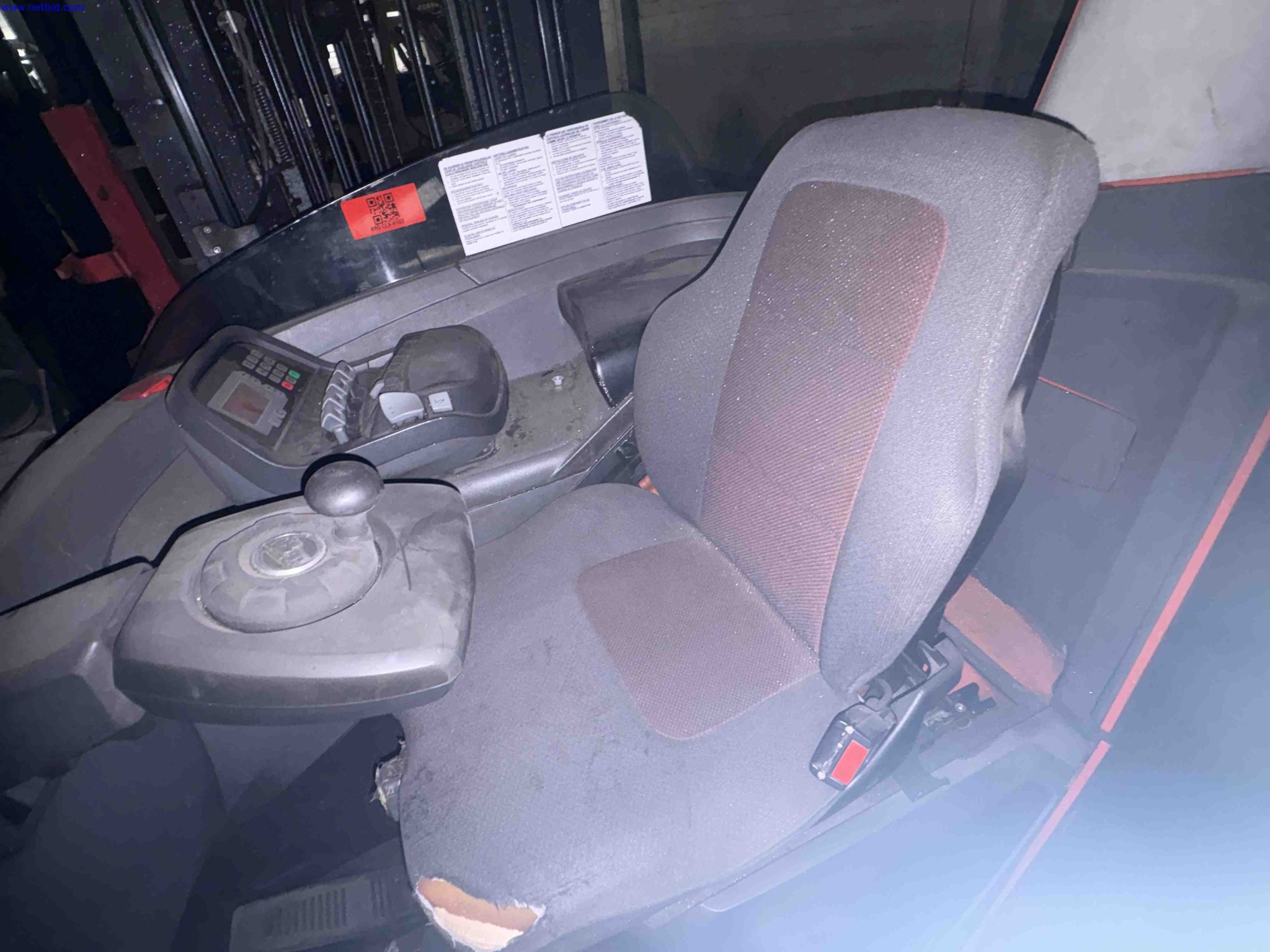 Battery Electric Reach Truck Toyota BT RREQ250 – foto 5 – kavel bij NetBid, Sint Baafs Vijve