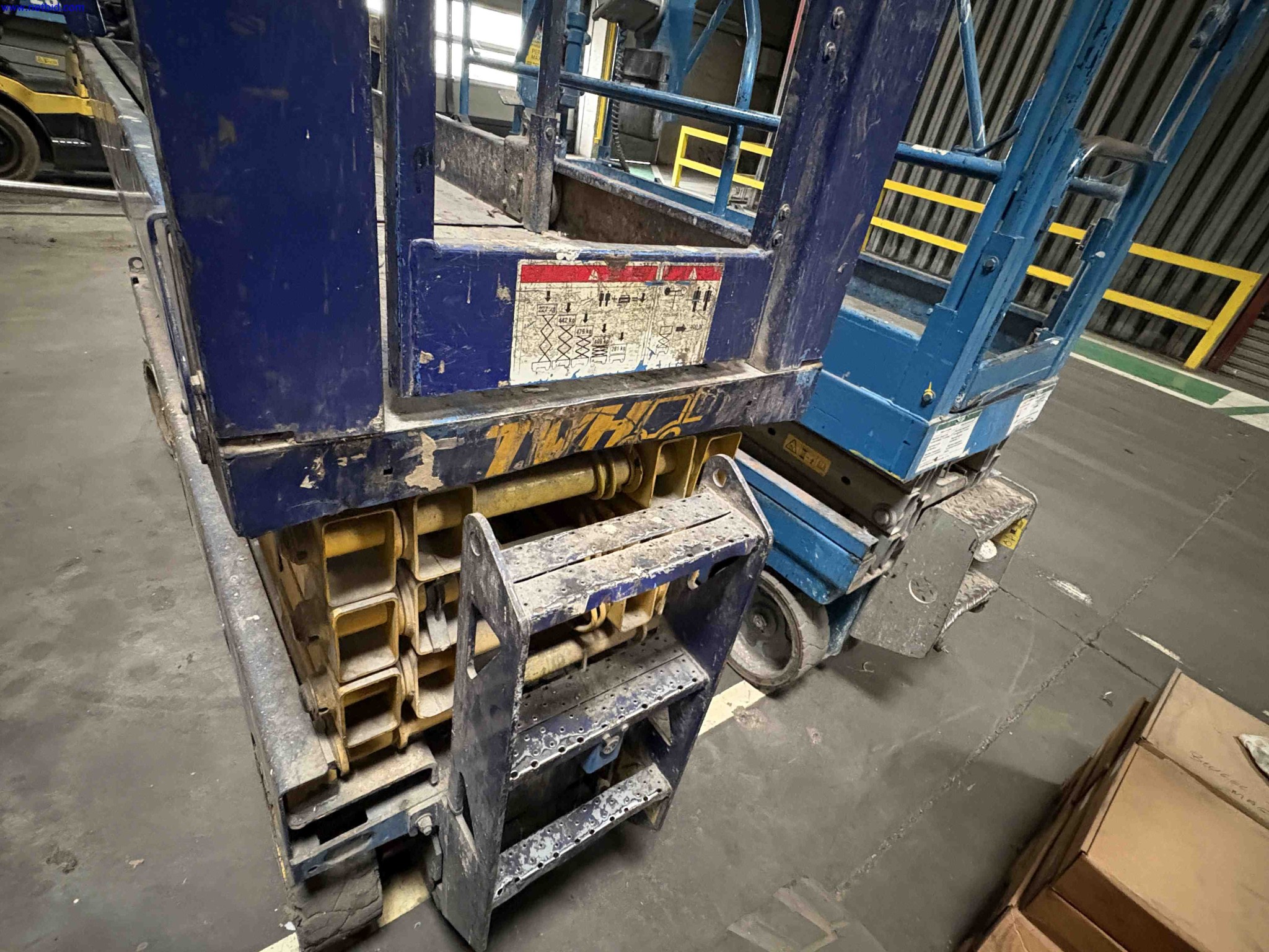 Self-Propelled Scissor Lift Genie 2630 – foto 6 – kavel bij NetBid, Sint Baafs Vijve