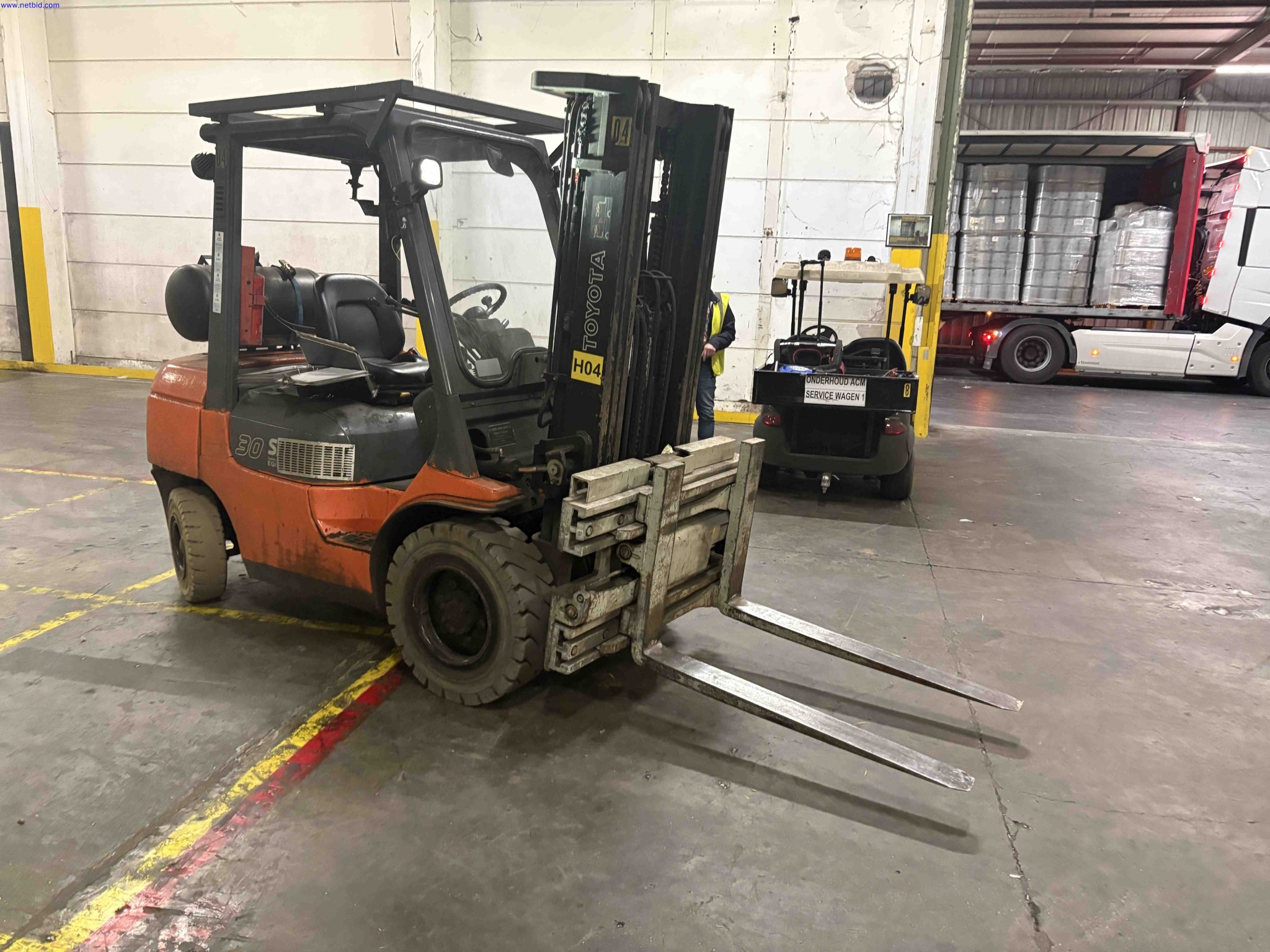Counter Balance Fork Lift Truck Toyota 02-7FGF30 – foto 2 – kavel bij NetBid, Sint Baafs Vijve