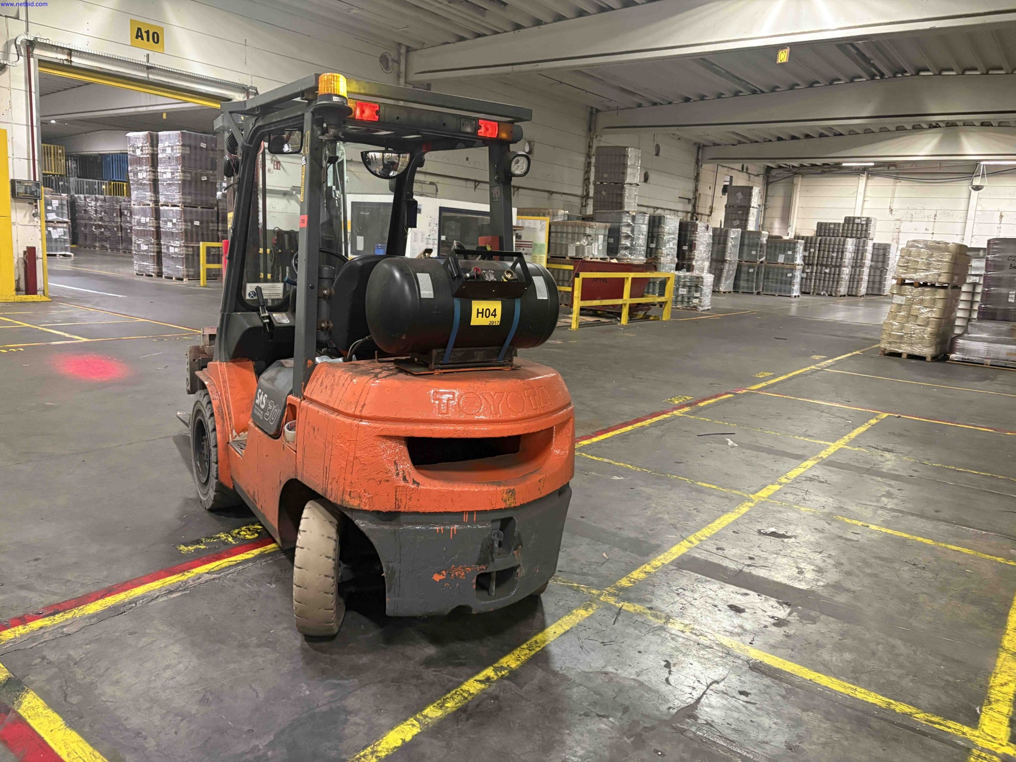 Counter Balance Fork Lift Truck Toyota 02-7FGF30 – foto 3 – kavel bij NetBid, Sint Baafs Vijve