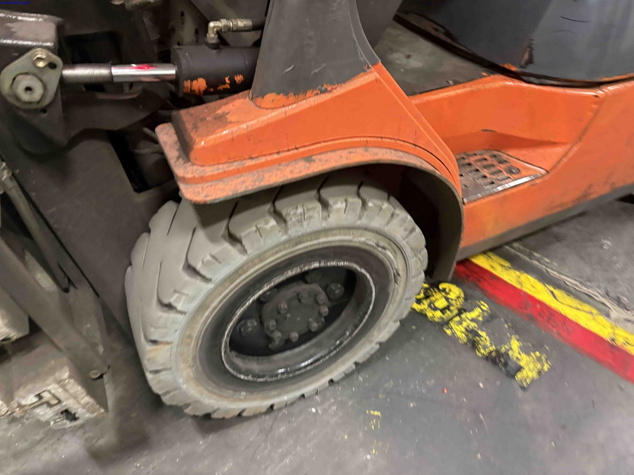 Counter Balance Fork Lift Truck Toyota 02-7FGF30 – foto 9 – kavel bij NetBid, Sint Baafs Vijve