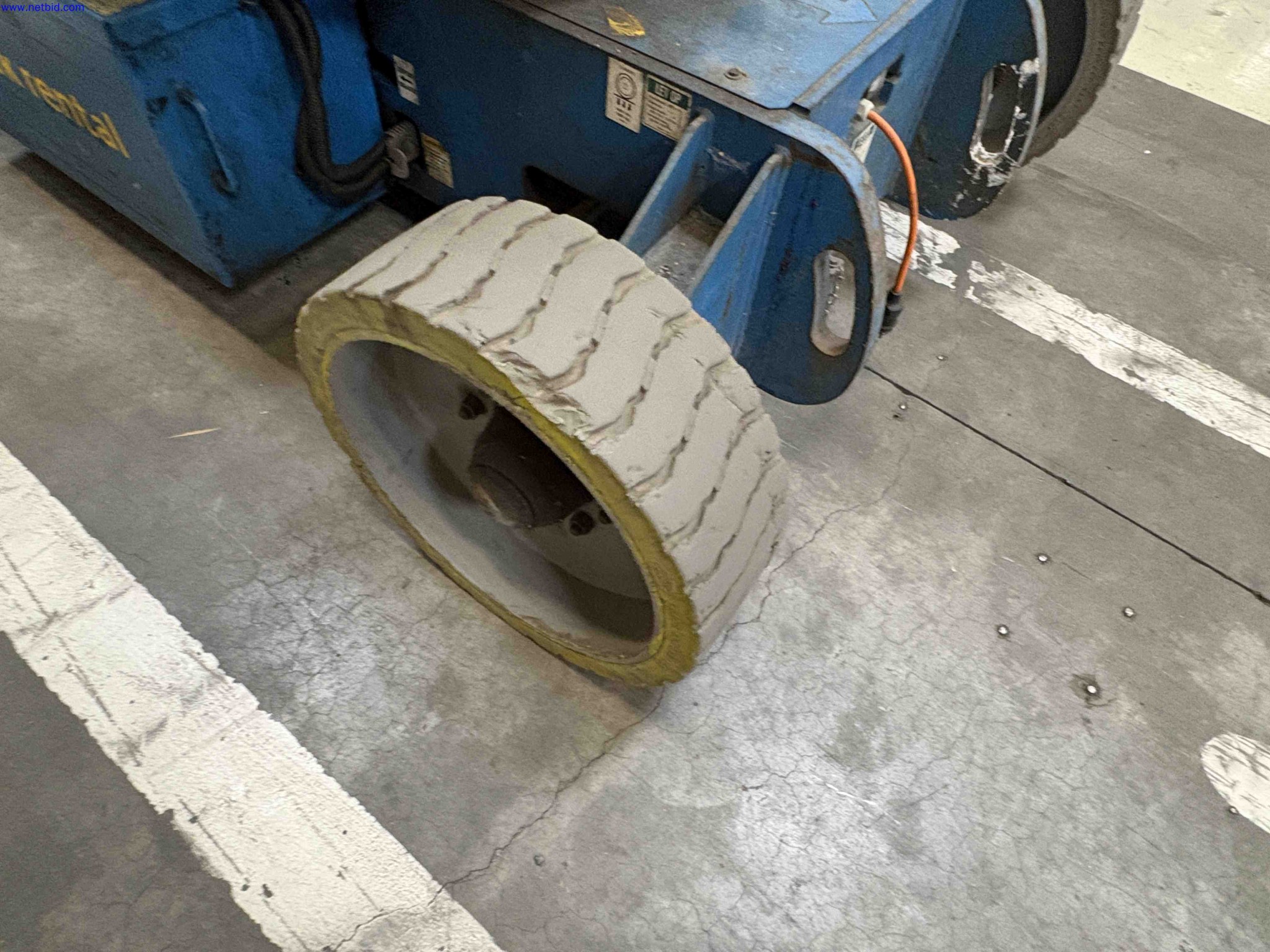 Battery Electric Articulated Boom Lift Genie Z-34/22N – foto 10 – kavel bij NetBid, Sint Baafs Vijve