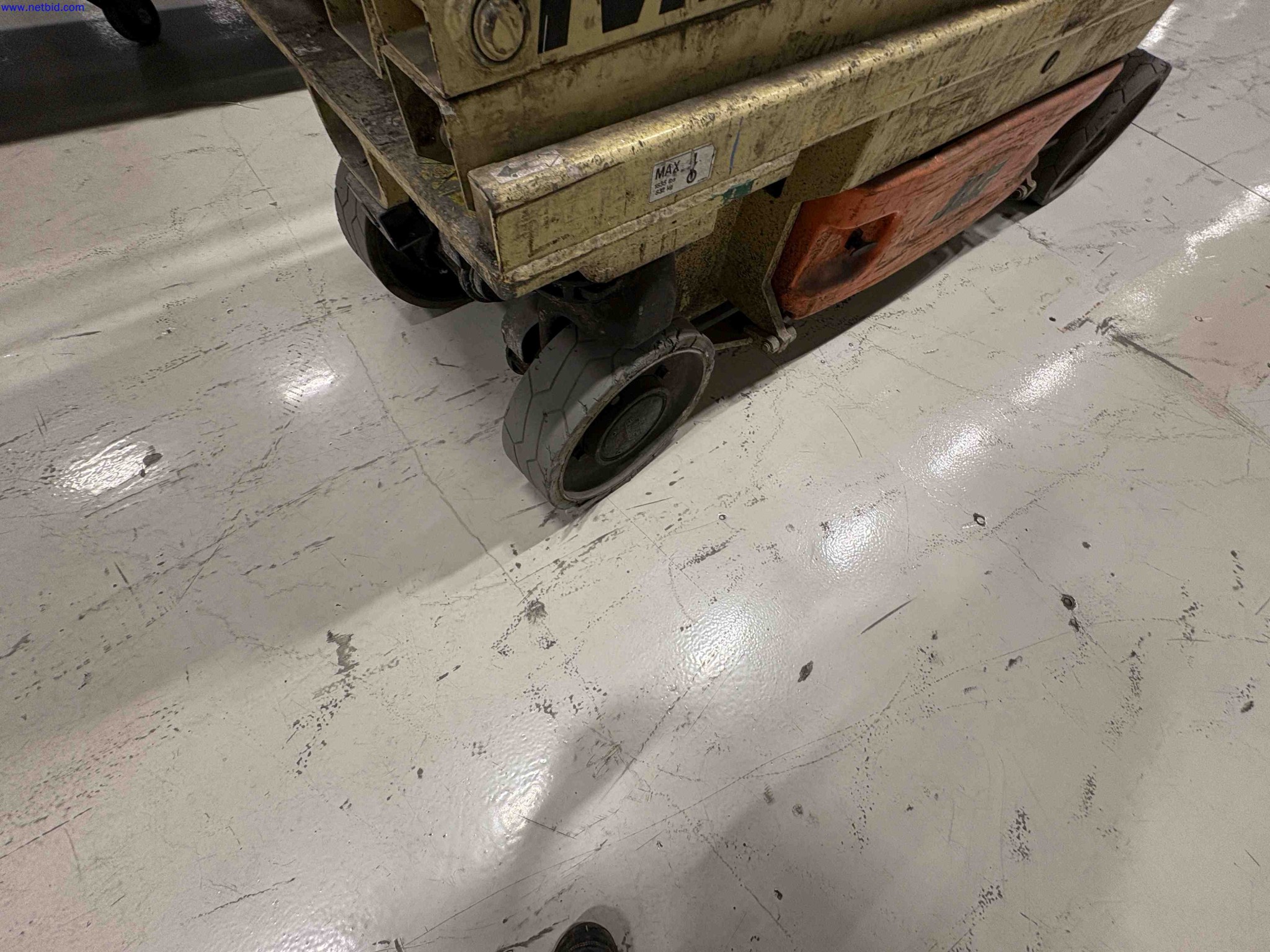 Battery Electric Scissor Lift JLG 2630ES – foto 7 – kavel bij NetBid, Sint Baafs Vijve